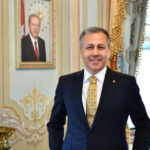 SİYASETTE ALARM SİSTEMLERİ ÇALIYOR